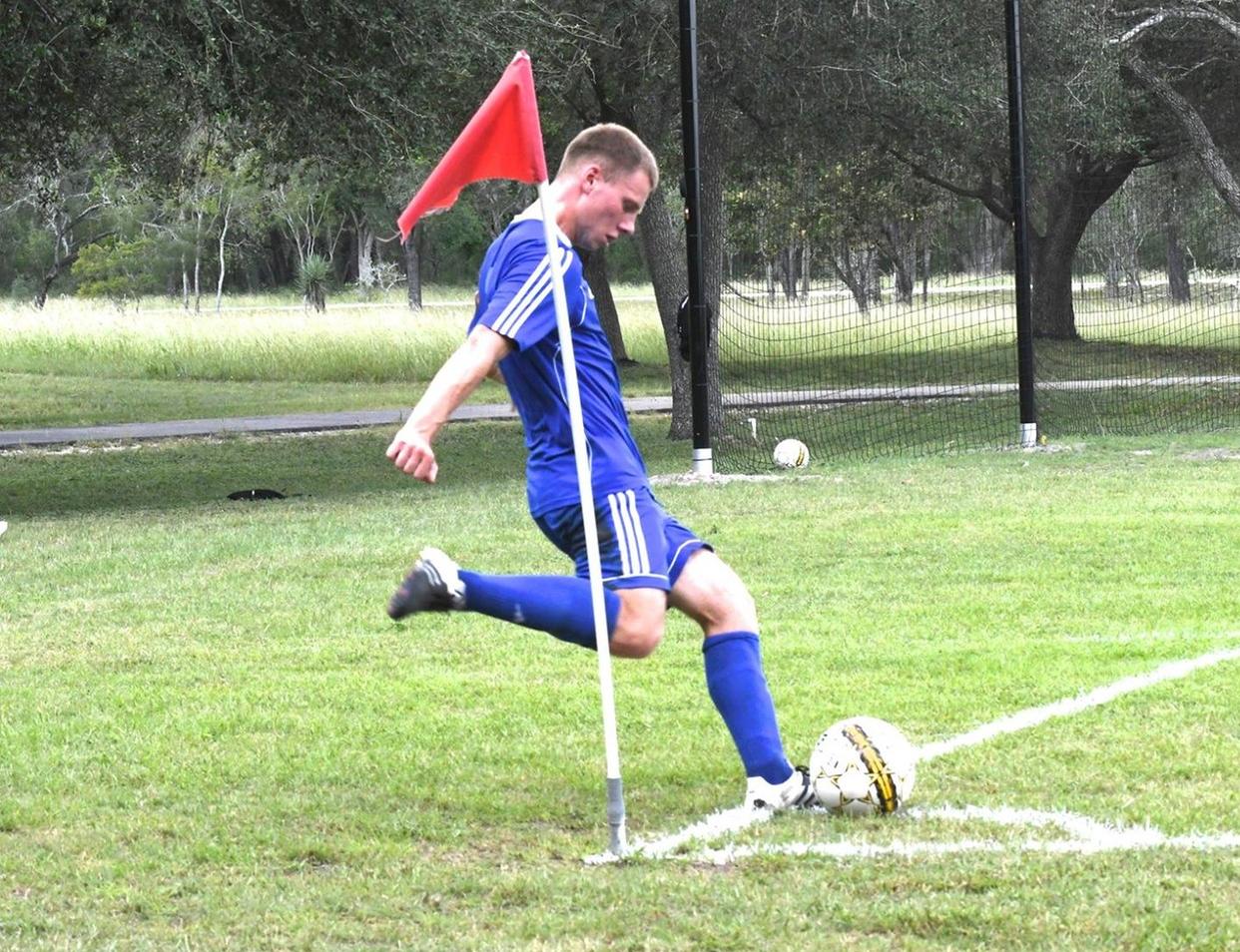 Soccer Splits on Final Weekend of Regular Season