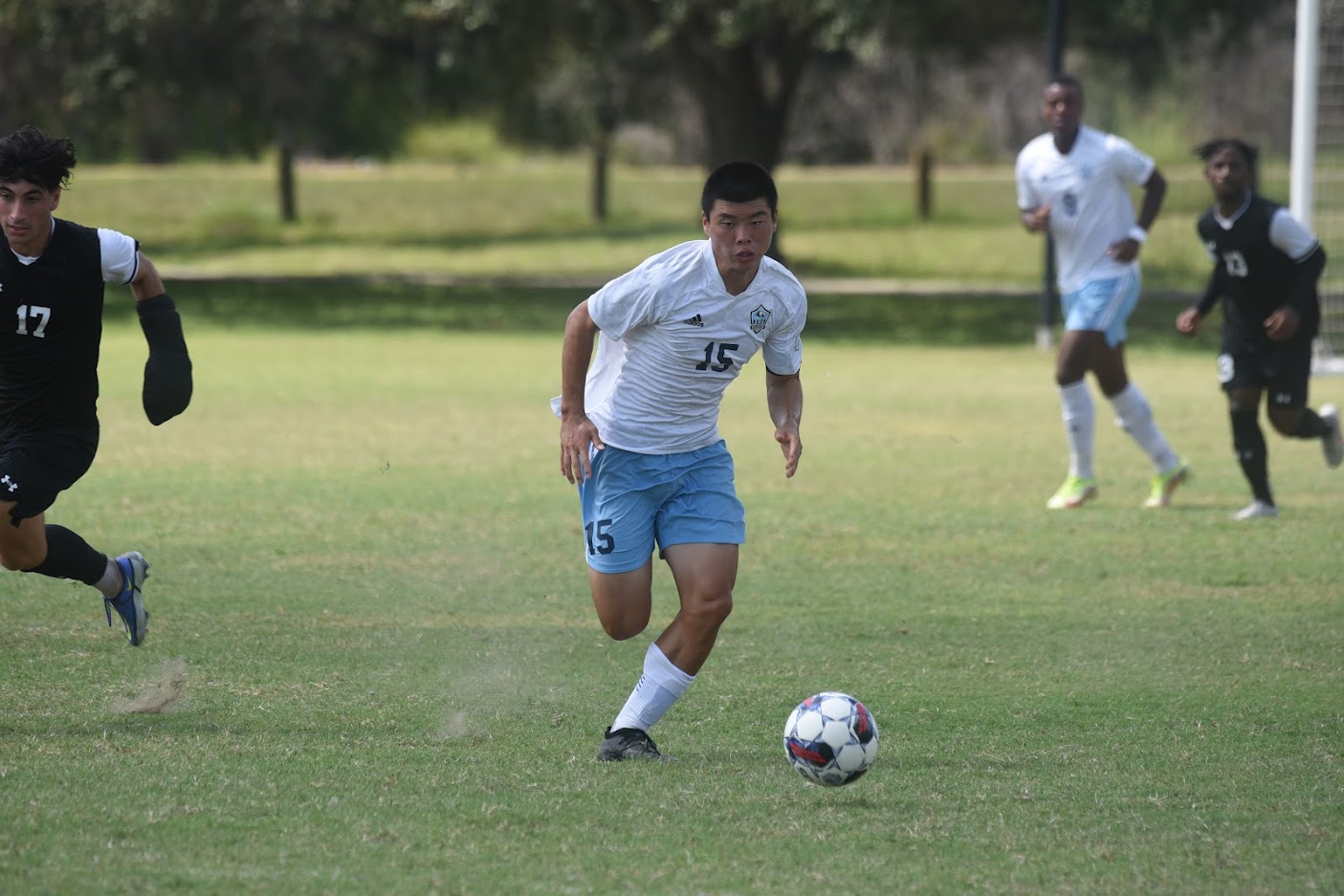 Cougars Fall to Apaches at Home