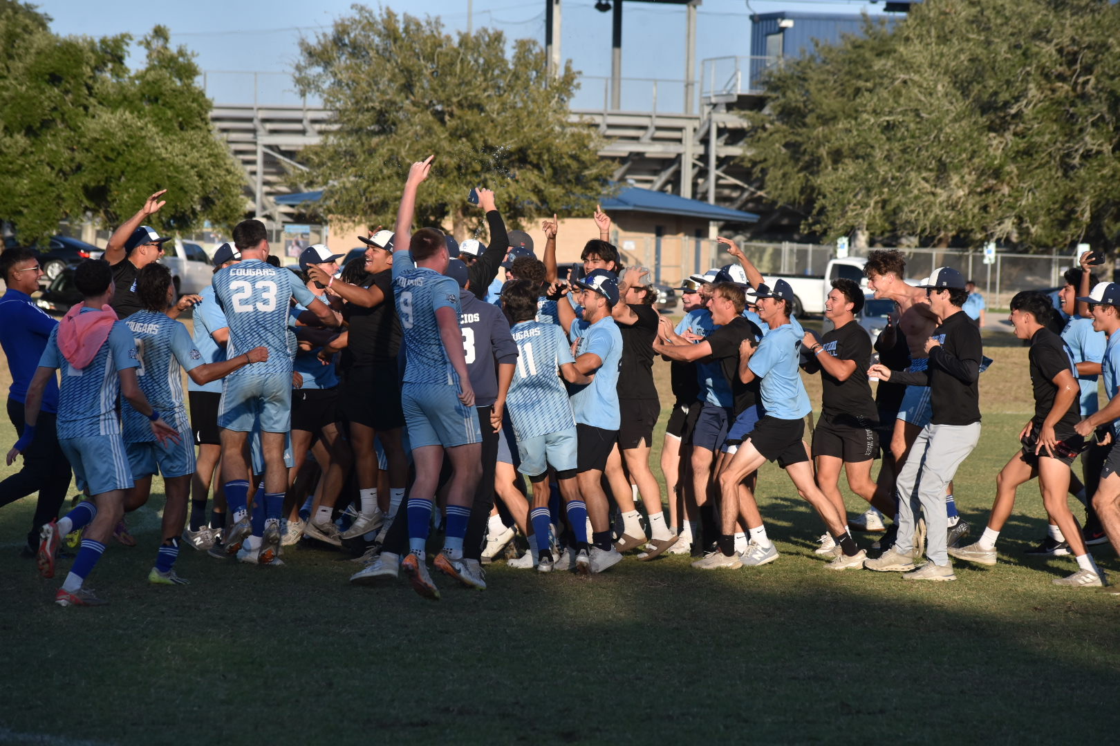 Cougars Claw Their Way to Finals with Victory Over Bengals