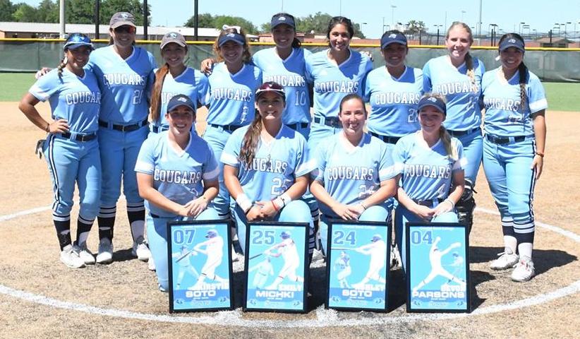 Cougars Split Regular Season Finale with Palominos